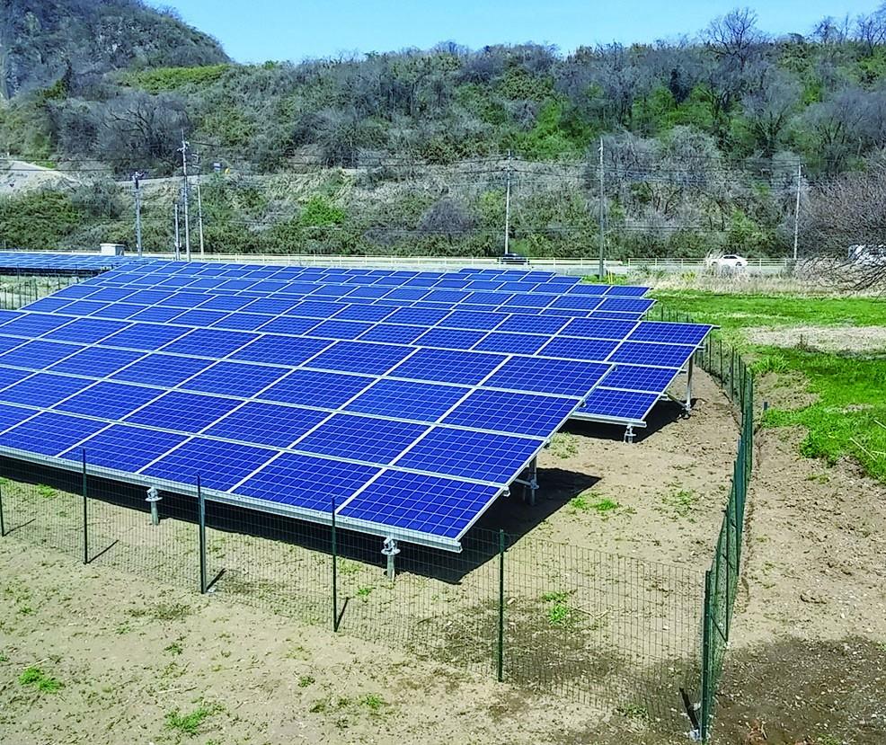 Installation Case of Aluminum Ground Solar Mounting System_01Installation Case of Aluminum Ground Solar Mounting System_03 Installation Case of Aluminum Ground Solar Mounting System_01Installation Case of Aluminum Ground Solar Mounting System_03